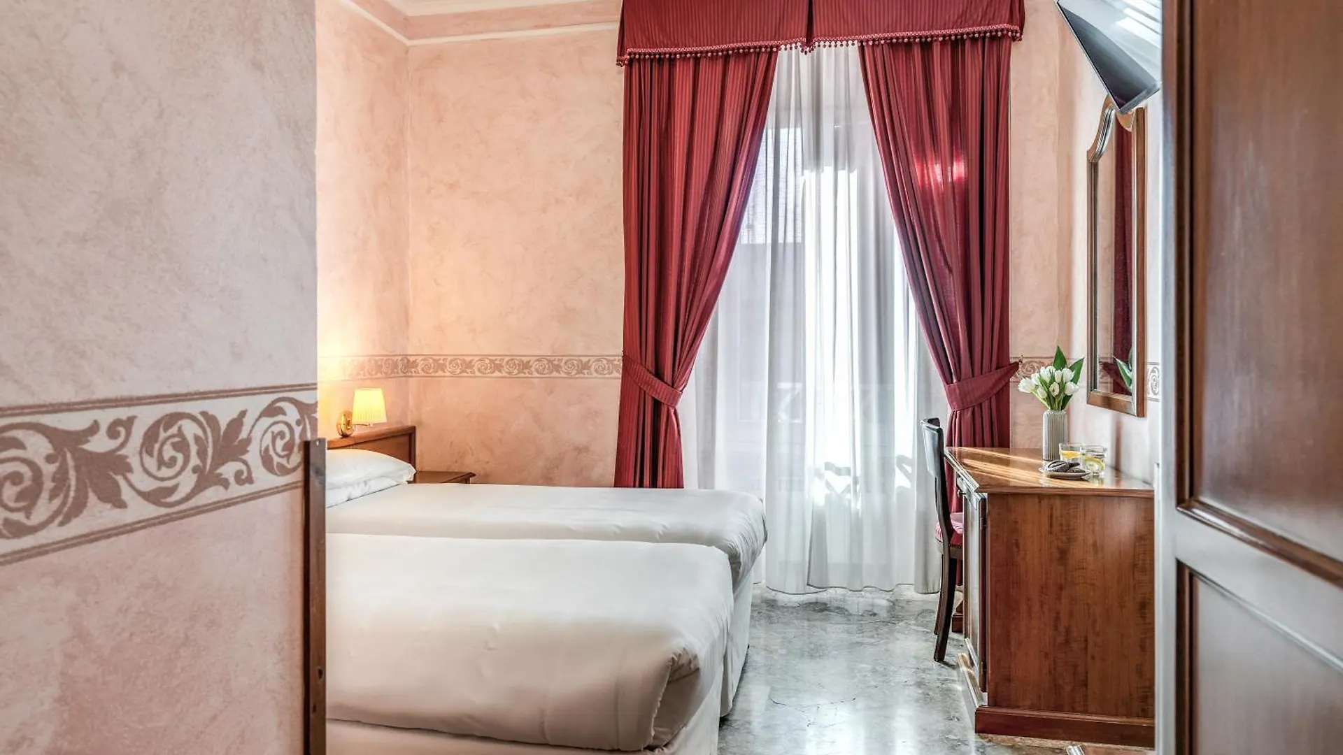 Hotel Orazia Rome 3*,